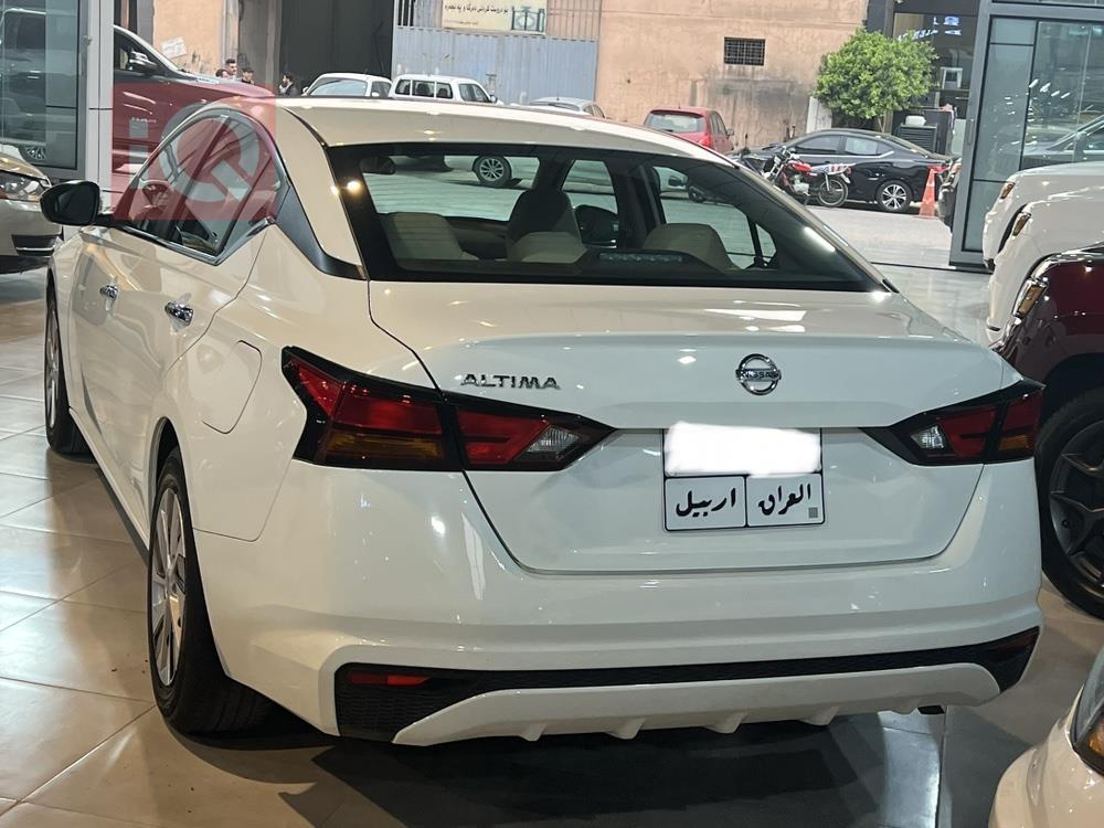 Nissan Altima